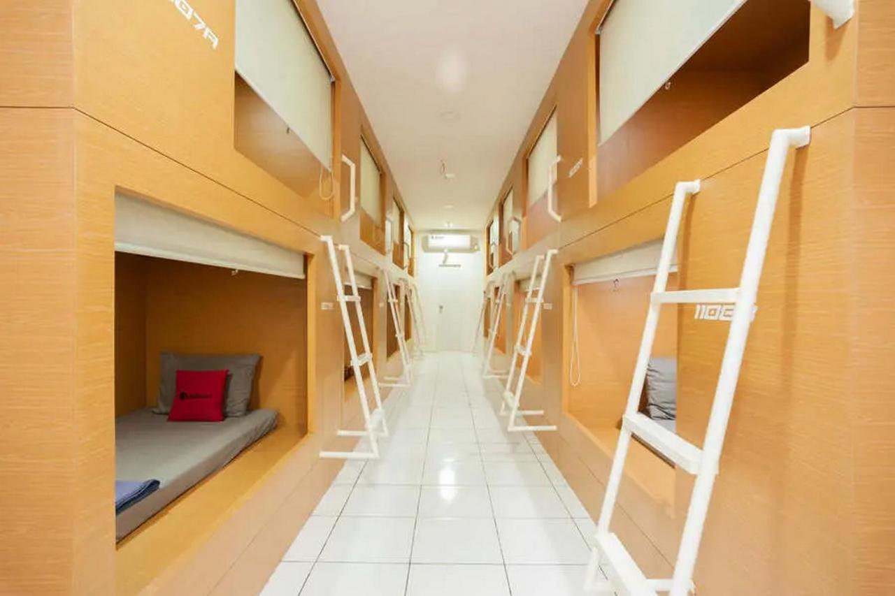 Reddoorz Hostel Near Taman Puring Jakarta Exterior photo